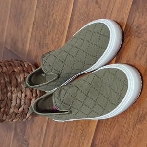 Marc Fisher Slip-on 6.5